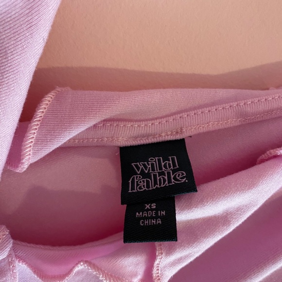 SOLD ๐ฆ NWT y2k pink handkerchief hem mini dress, size XS ๐ฌ - Picture 7 of 7